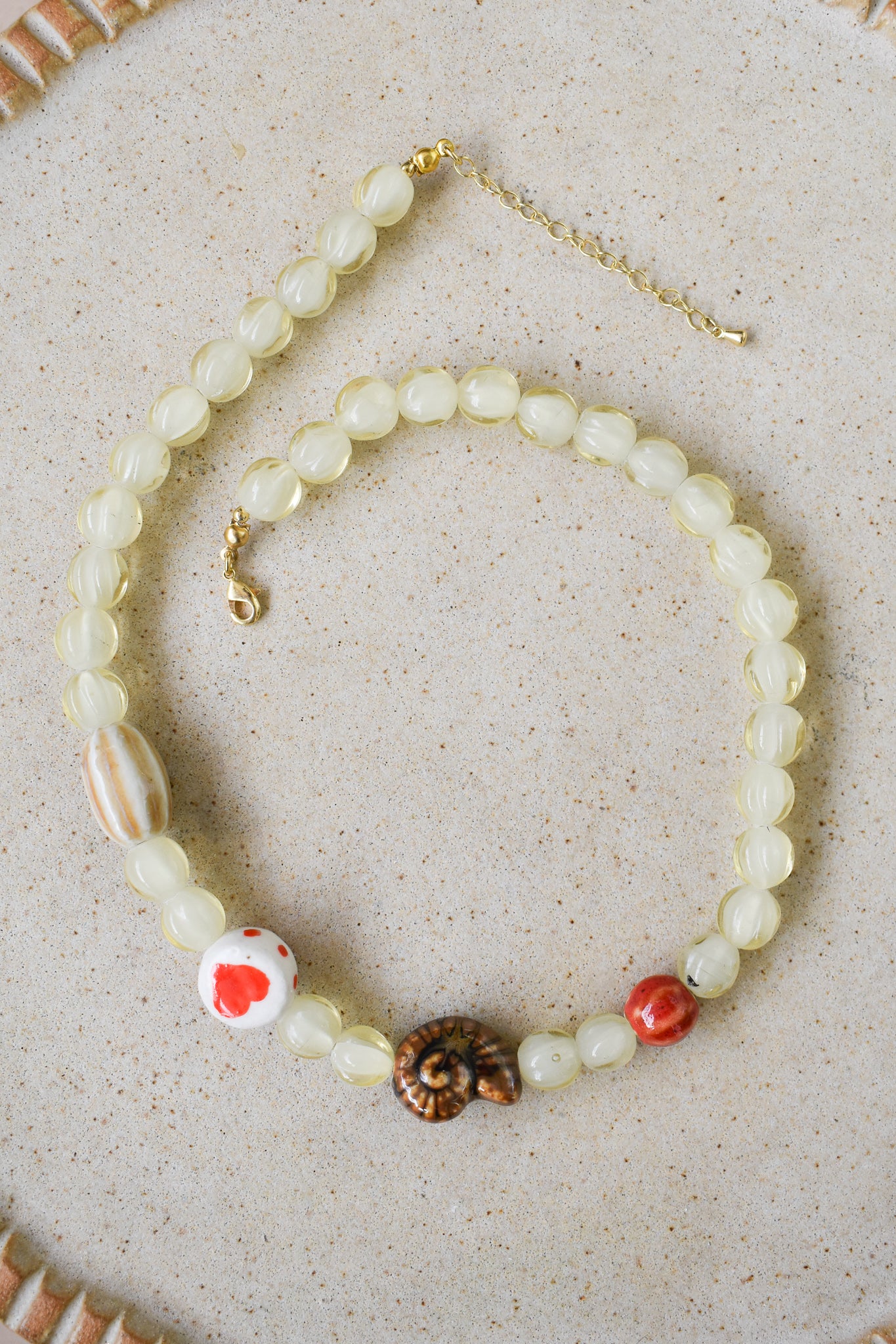Collar No 65