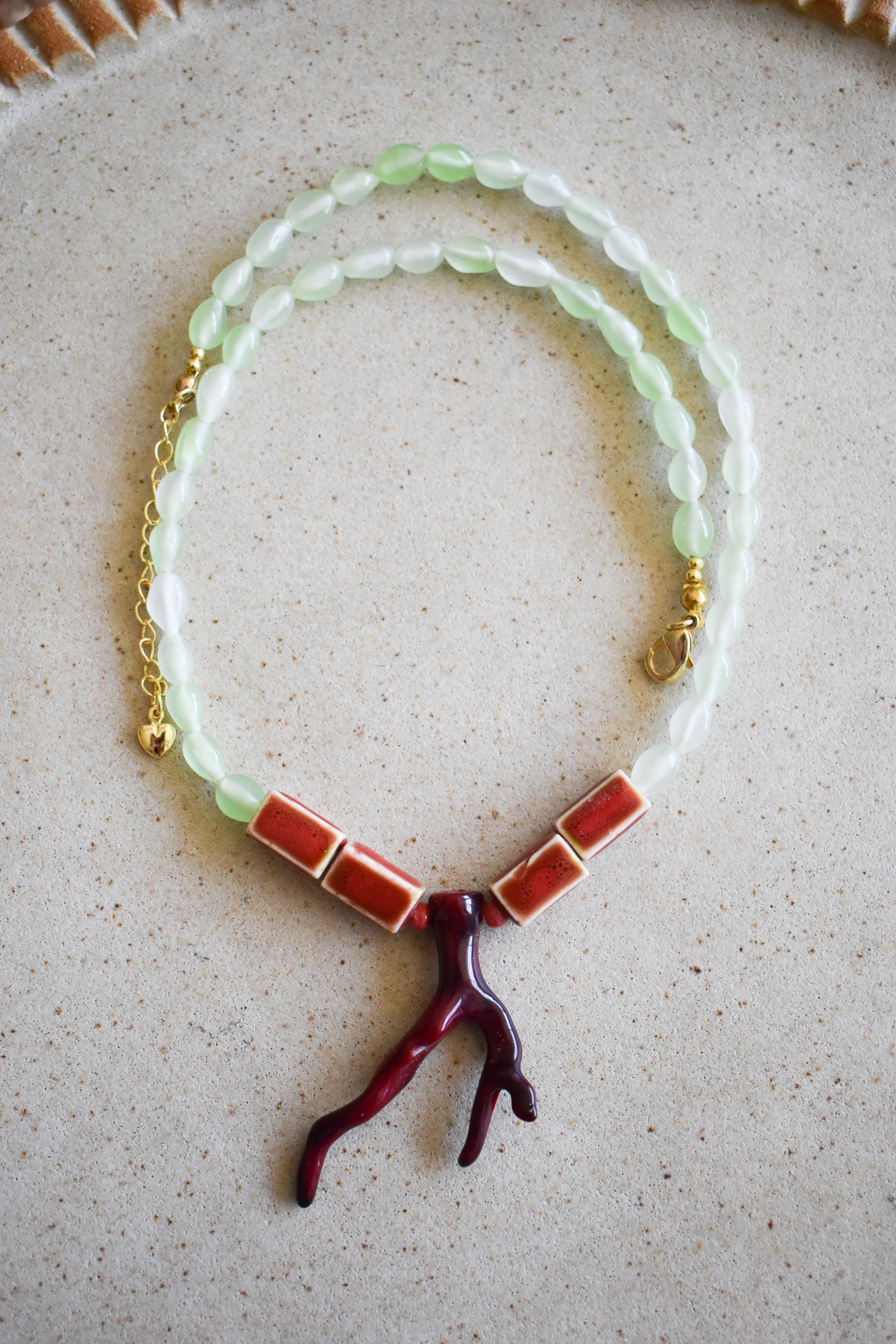 Collar No 70
