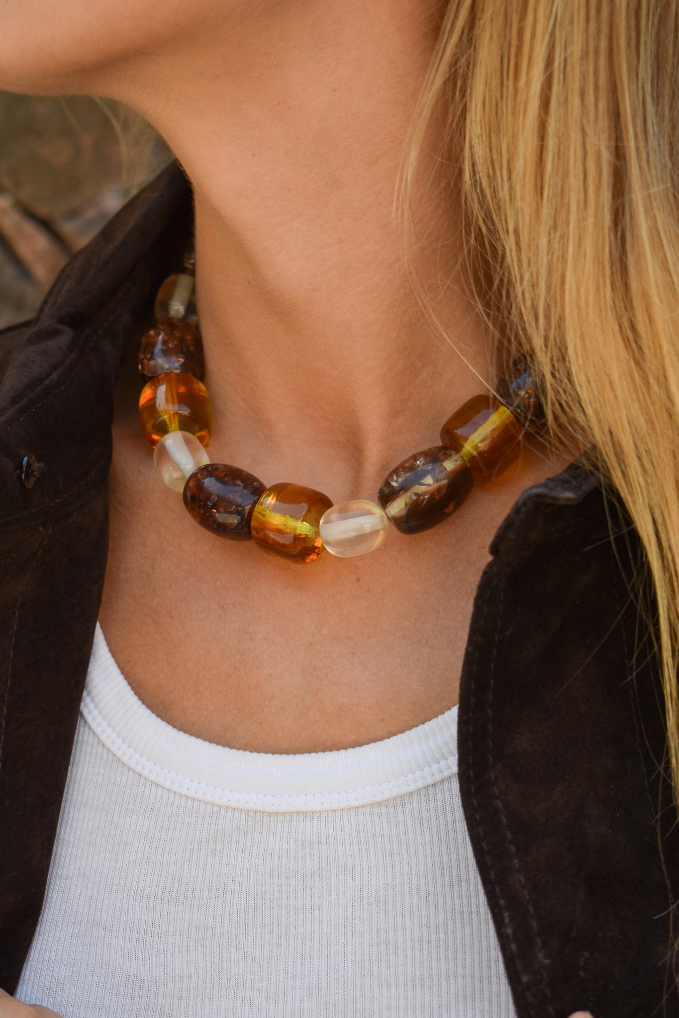 Collar No 102