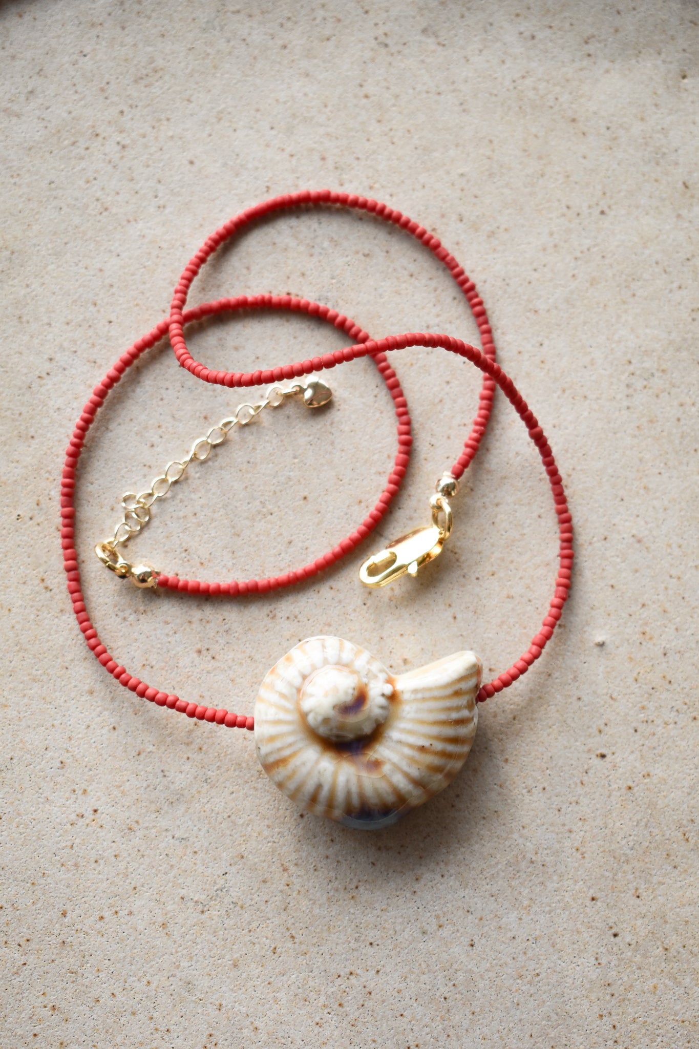 Collar No 136