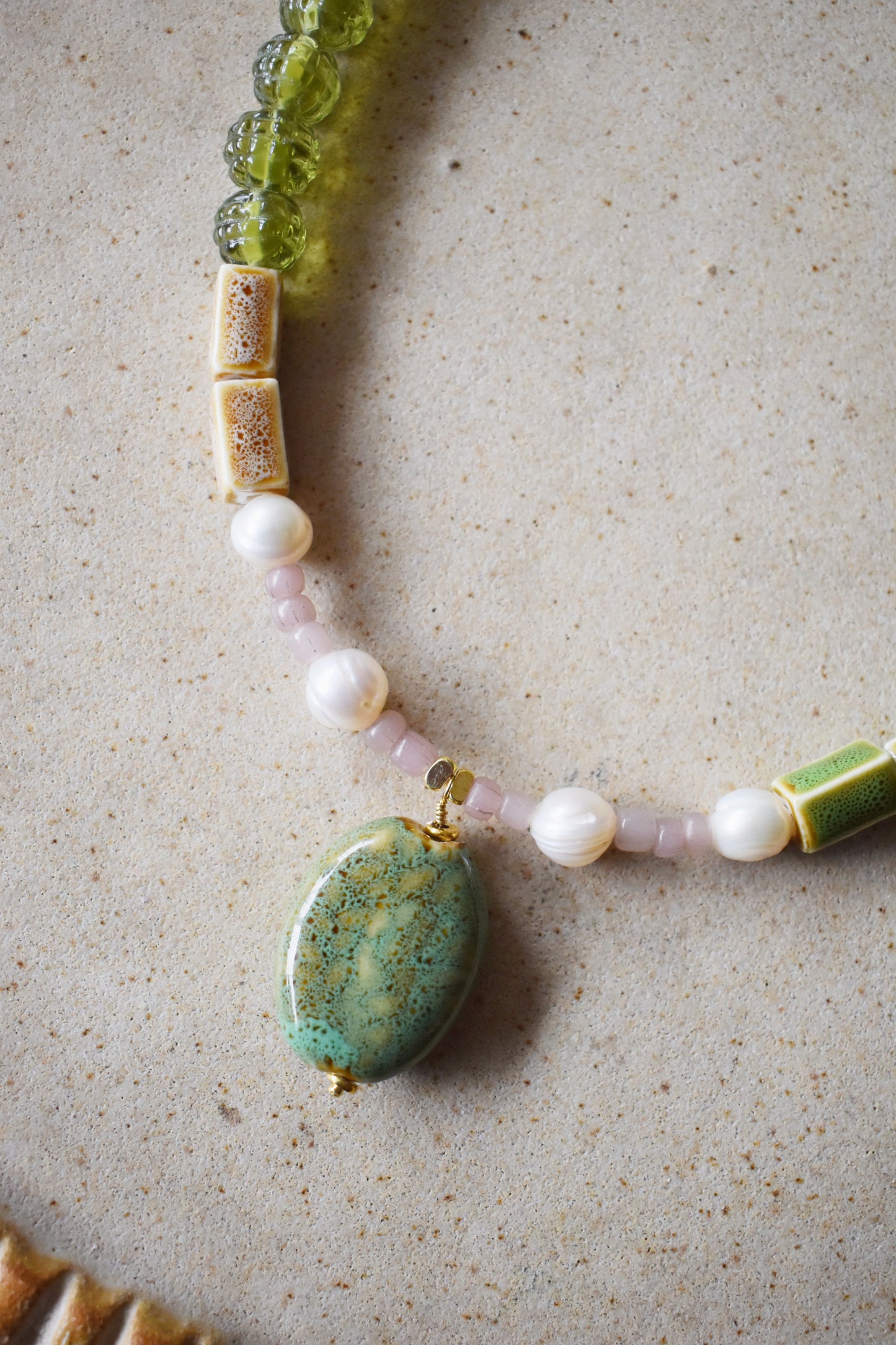 Collar No 115