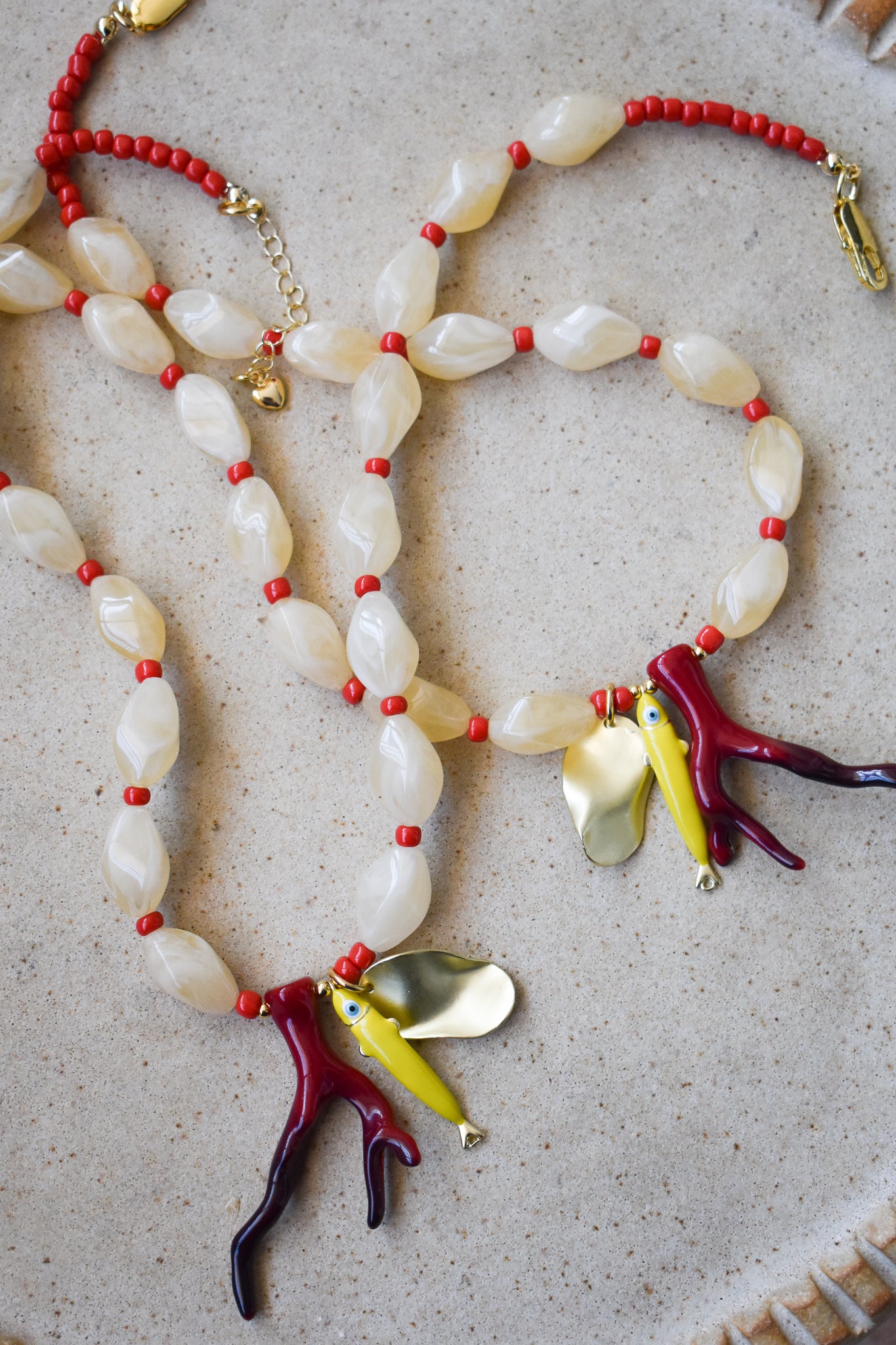 Collar No 139