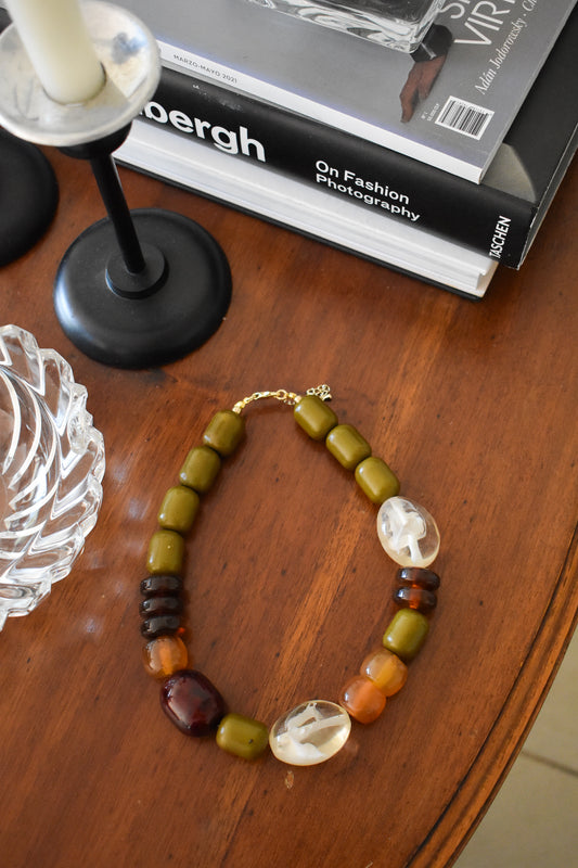 Collar No 84